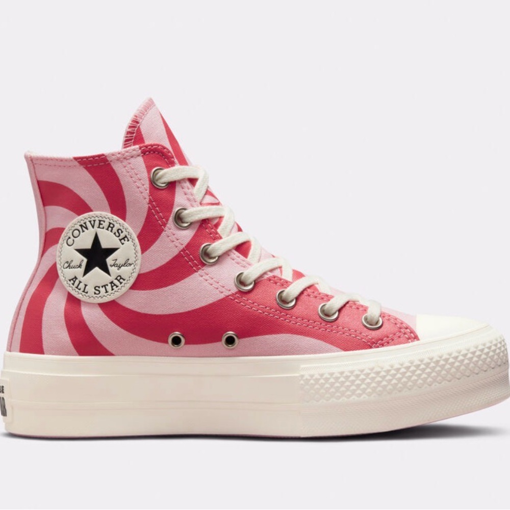 Converse Women's 6 Platform Shoes